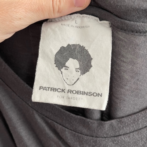 Vintage Patrick Robinson for Target size large tank with embellishments - Picture 3 of 5